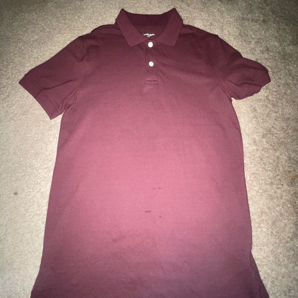 Red Casual Button Down Shirt with Classic Style
